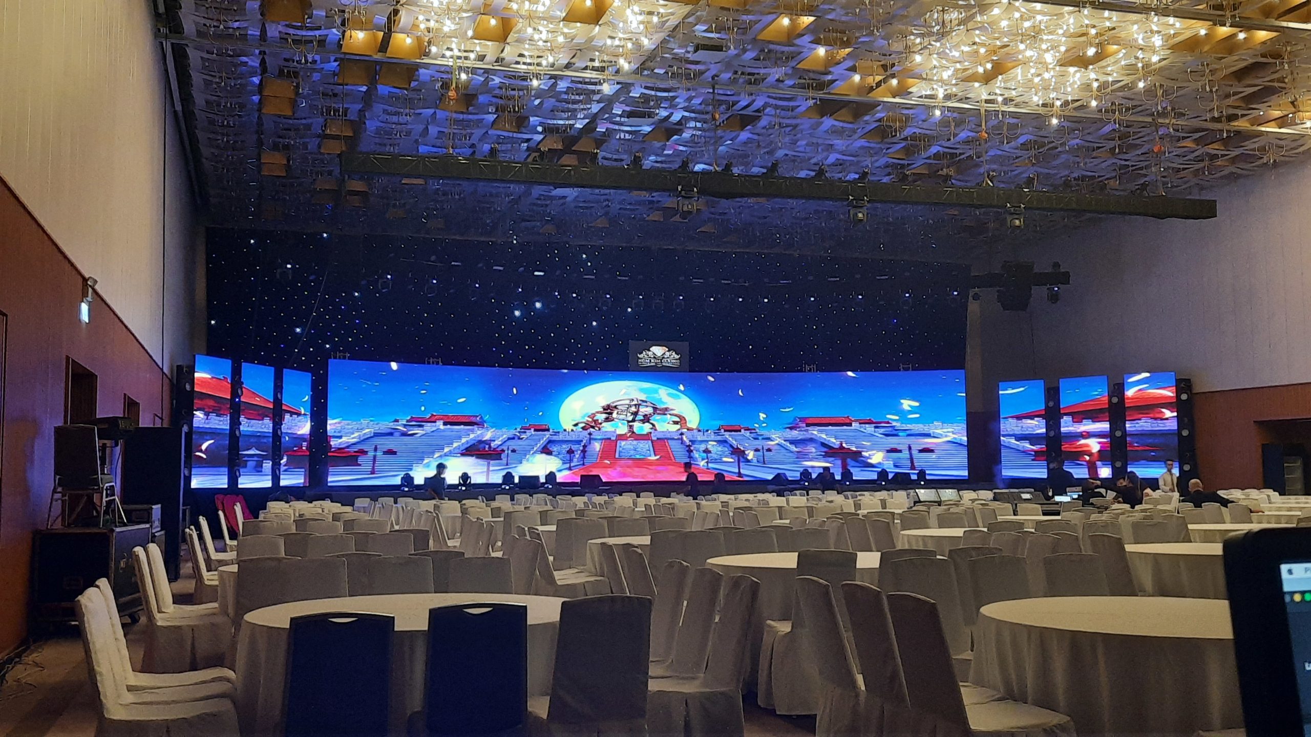 Sự Kiện Của Công Ty Nệm Kim Cương Tại White Palace Phạm Văn Đồng Ngày 10.10.2020 (108m2 MH Led P3 indoor)